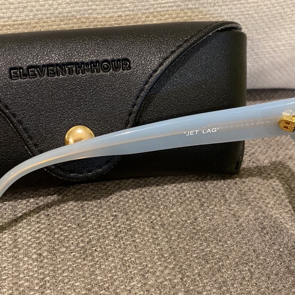 11th hour, blue large cat style sunglasses - Picture 3 of 4